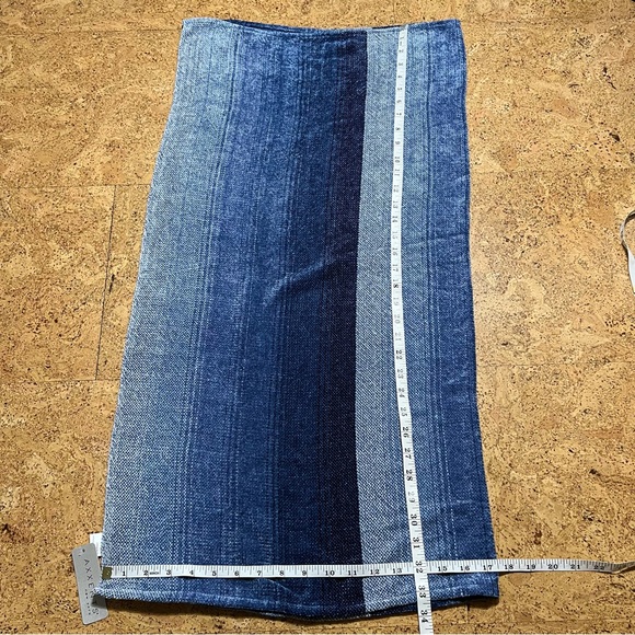 Accents New York Blue Rayon Chenille Square Scarf NWT O/S - Picture 10 of 13